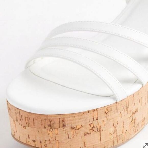 NEW TORRID Wide Width Platform Cork White Strappy Summer Sandals. - Picture 4 of 13